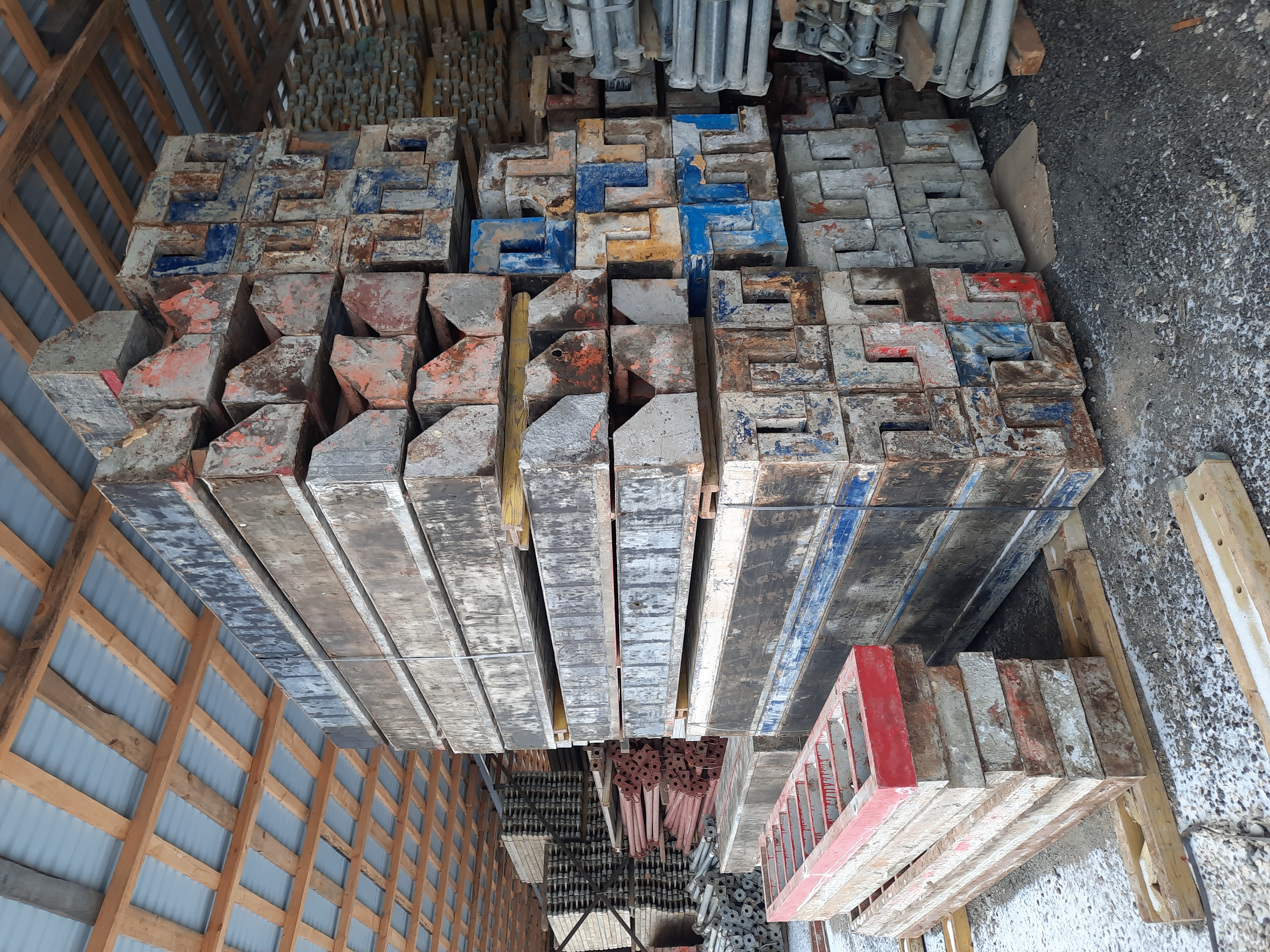 Алюминиевая крупнощитовая опалубка б/у